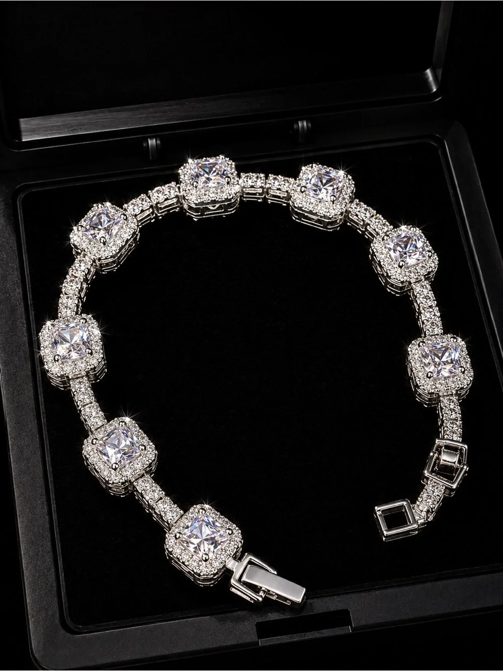 Brilliant Clear moissanite Tennis Bracelet